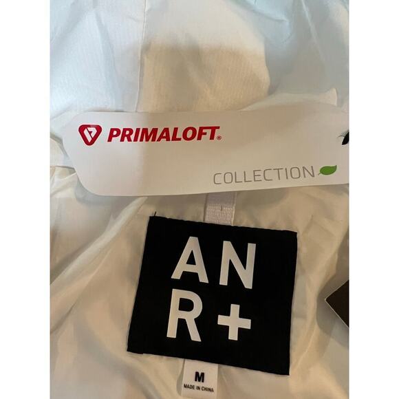 Alp N Rock Nori Quilted Jacket, Off White, NWT, Medium, Ski, Winter, Recycled - Picture 5 of 13